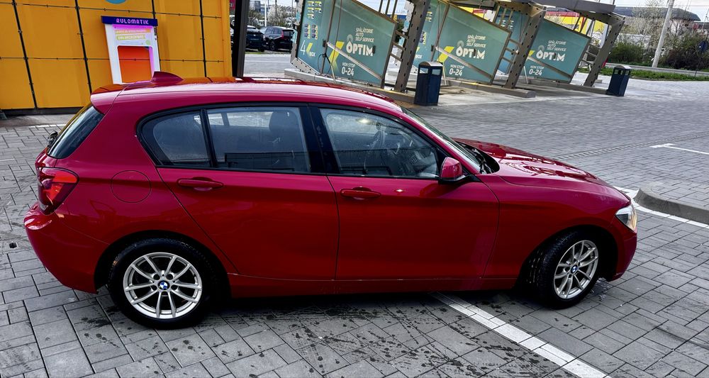 BMW Seria 1 F20 116i 136 CP – 2011 – Manuală 6+1 – 205.000 km – 2 chei – 2 seturi roți