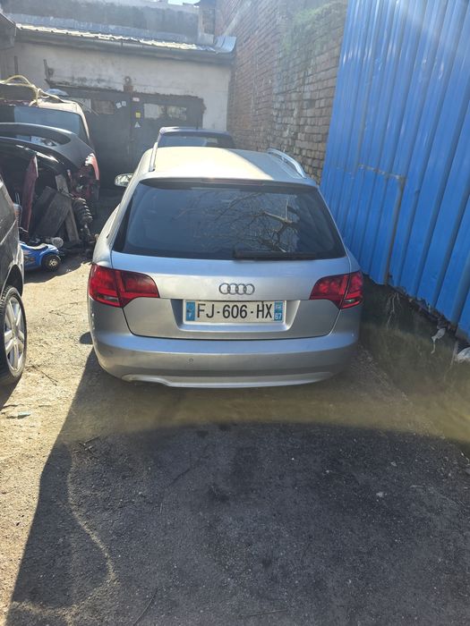 Задна врата за багажник на Audi A4 2008 година