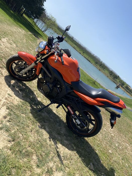 Yamaha FZ6 fazer
