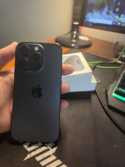Iphone 15 pro 256gb.