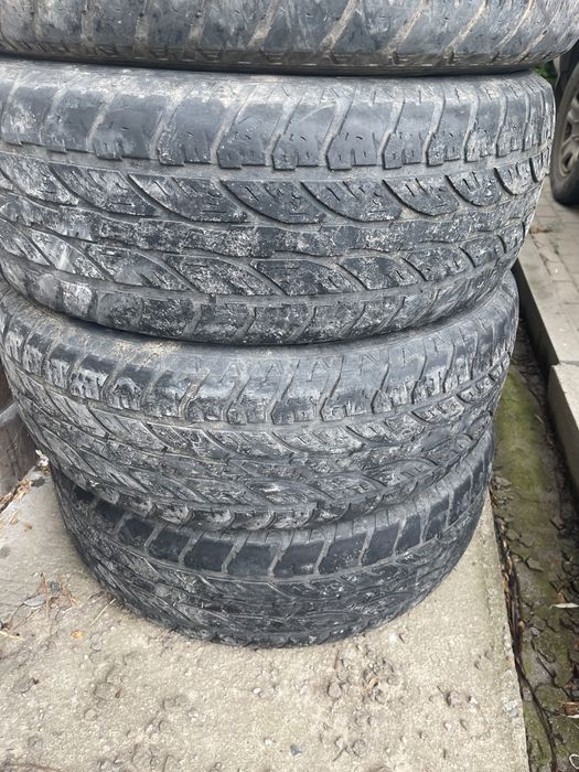 Резина АТ 265/70 r16
