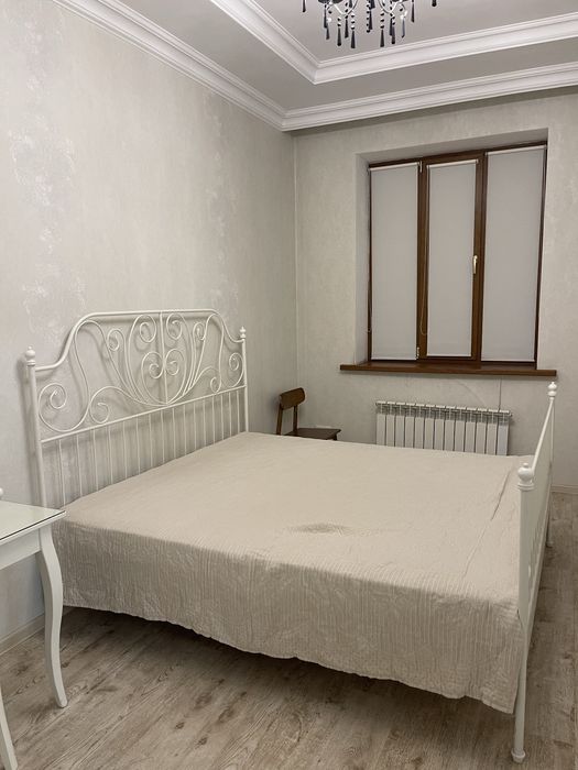 продам кровать (двуспальная )