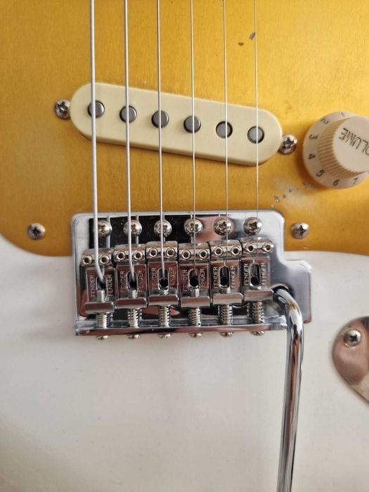 Vand Chitara Squier Classic Vibe Strat 50' cu upgrade, ediție limitată