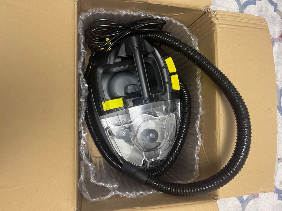 Пылесос Кархер Karcher для профессиональной чтстки