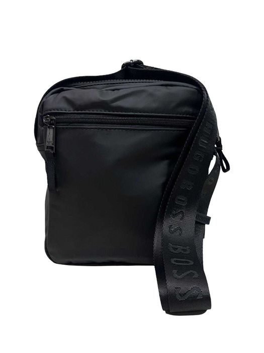 Мъжка чанта Hugo Boss 007 !