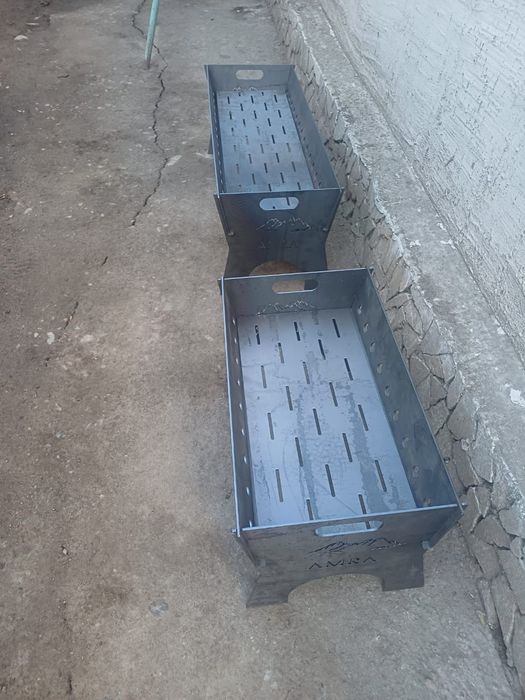 Мангал со сьемными ножками и разборный