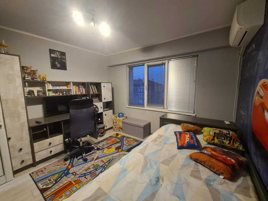 Продава се Тристаен апартамент в Хасково, Червена стена - 79 кв.м за 1046 €/кв.м - Снимка #5