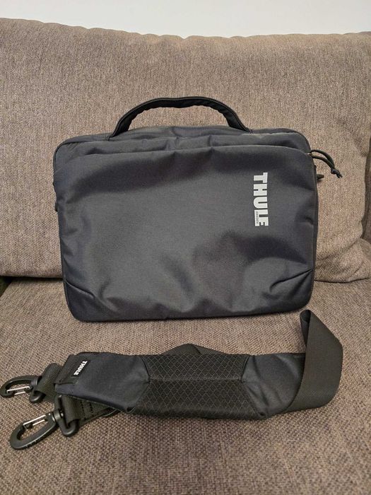 Geanta laptop Thule Subterra Laptop 14", Negru - ca nou