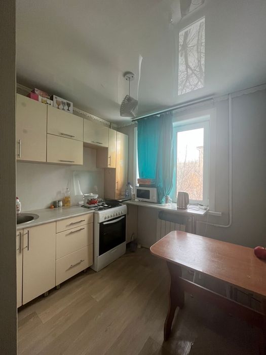 Сдам 1 комн квартиру.20 м-н