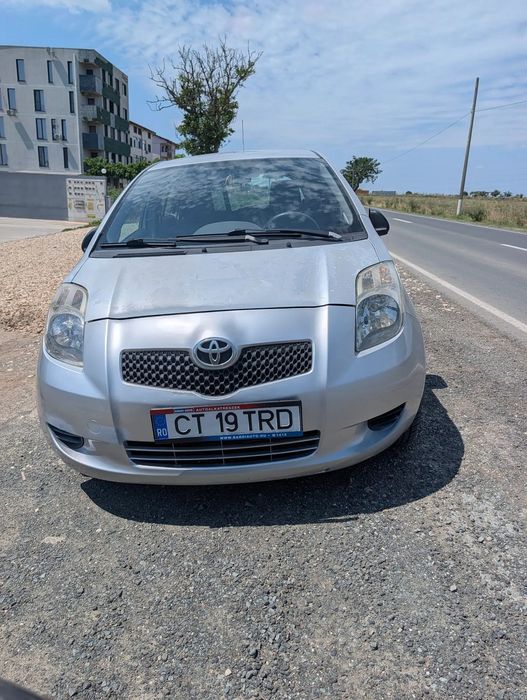 Toyota Yaris Stare foarte bună de funcționare. AC funcțional.