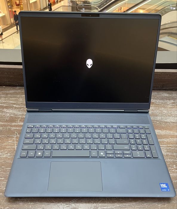 Dell Alienware 16X Aurora  5070/32gb 1Tb