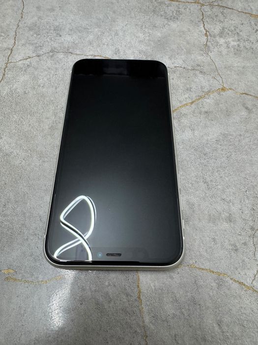 Iphone 11 128гб.