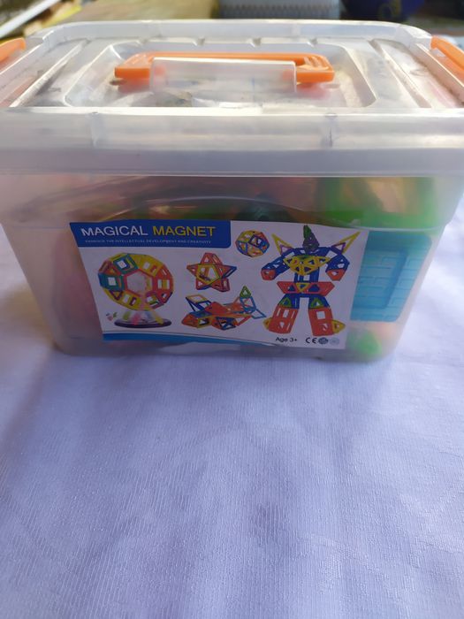 Продавам забавна детска играчки