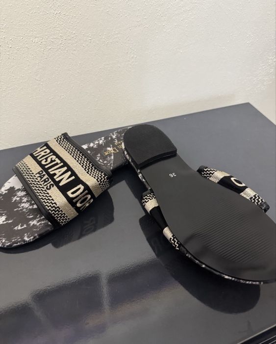 Чисто нови чехли MIU MIU и Christian Dior