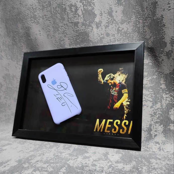 Автограф Лионеля Месси