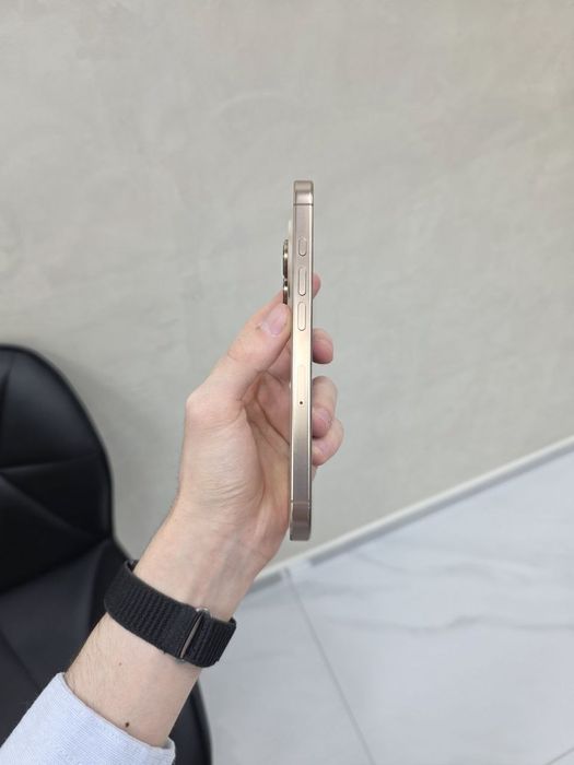 iPhone 16 Pro Desert