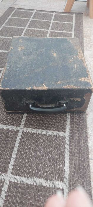 Mașină de scris Olivetti Studio 42 – anii 1950