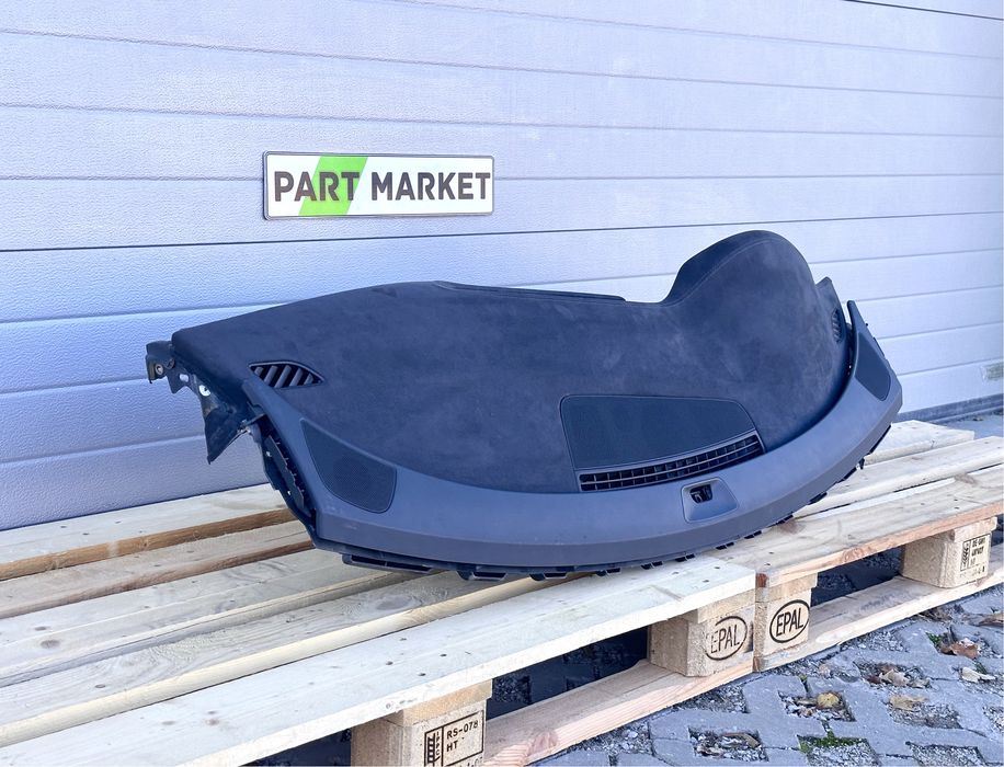 Табло AUDI A7 4G Алканатара