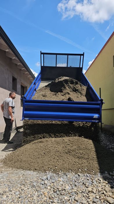 Masină transport basculabil