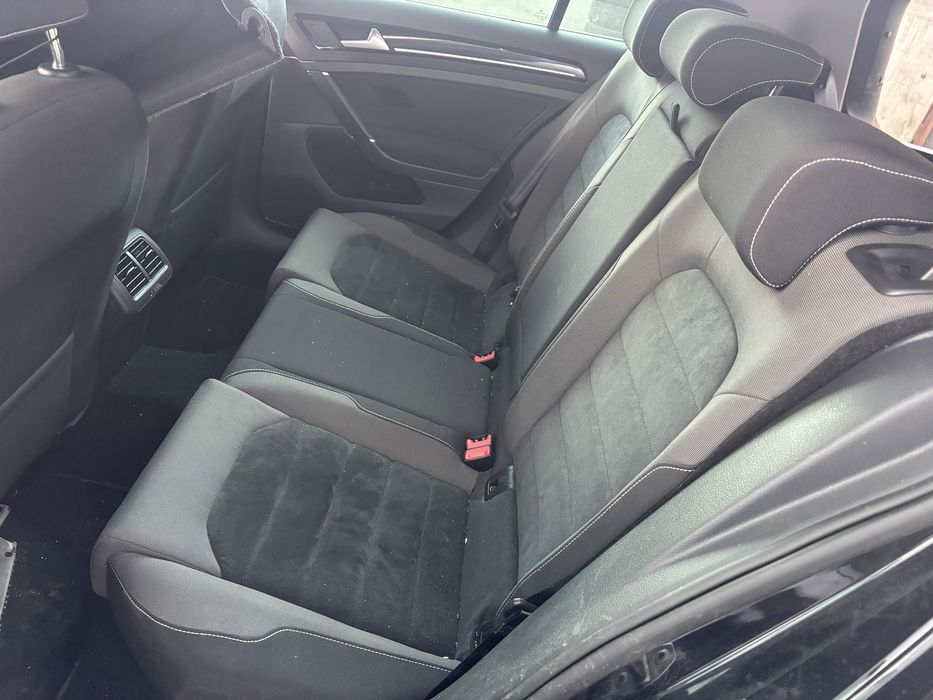 Interior alcantara scaune fata si banchete spate Vw Golf 7 hatchback