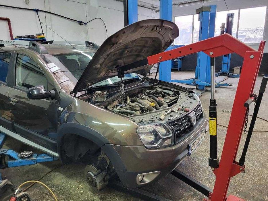 Mecanic auto toate marcile,lucrari de inalta calitate!