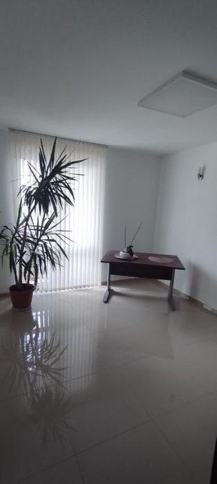 Дава се под наем Офис в София, Дървеница - 100 кв.м за 1100 € - Снимка #2