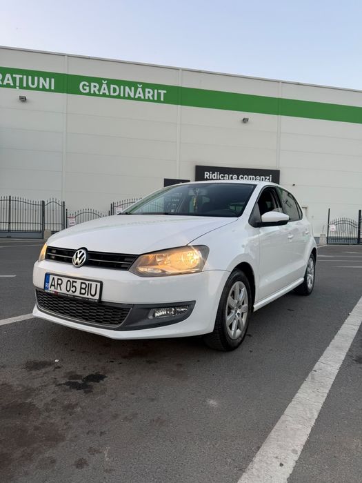 VOLKSWAGEN Polo 2010 — imagine 3