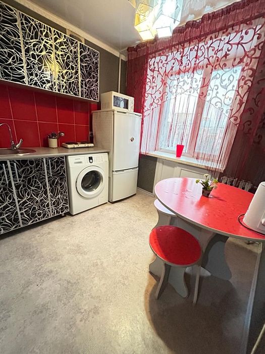 Набережная рядом ,1 ком