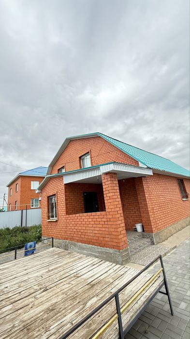 Продам дом мансардный дом