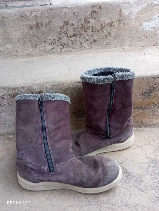 Детски ботуши 35 номер.