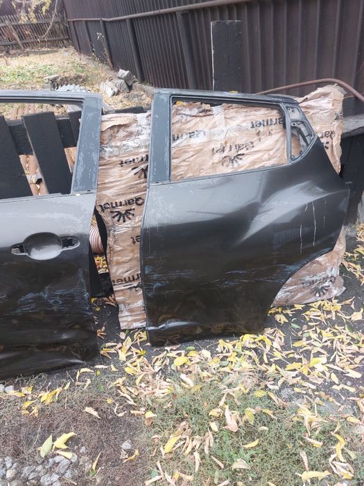 Продам запчасти на. Nissan Juke 2013
