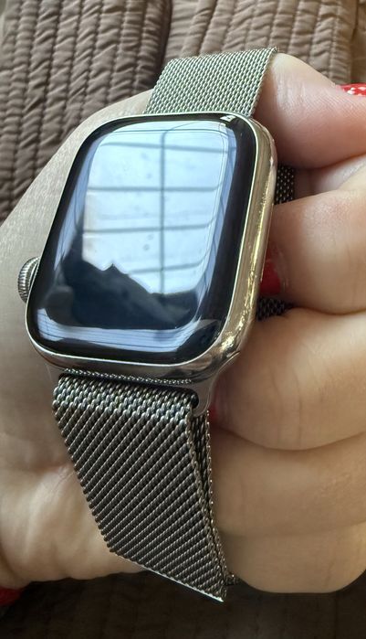 Apple watch seria 8 titan