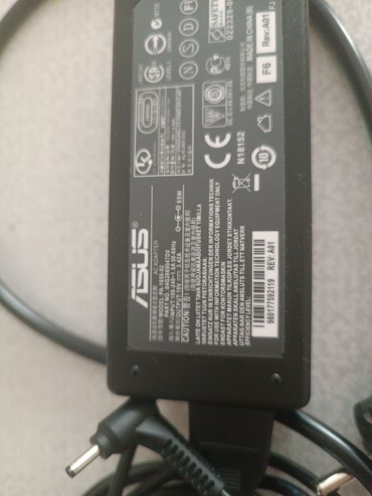 Зарядное устройство Asus