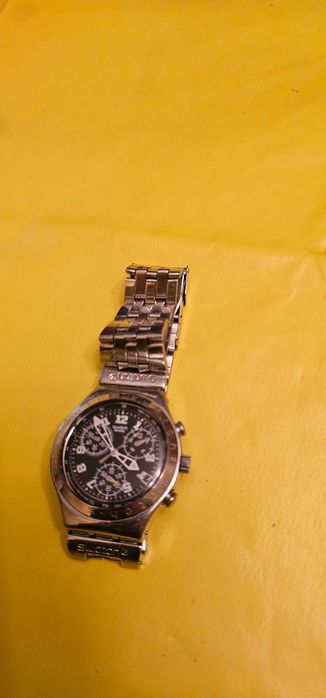 ceas de mana swatch irony