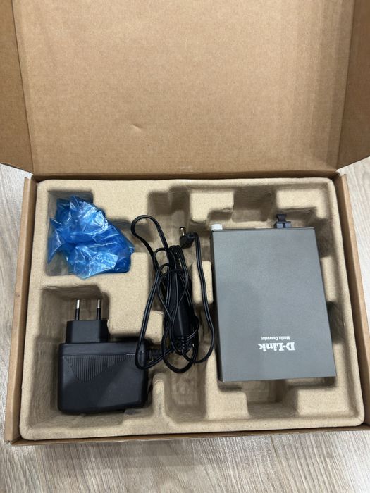 D-Link DMC-920R — медиаконвертер (оптический-Ethernet)