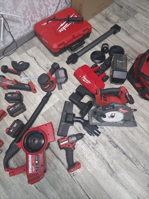 Продам инструмент Milwaukee