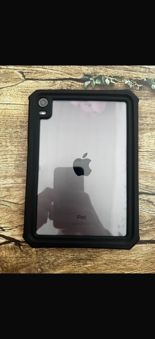 iPad Mini 6 Space Gray 64GB Wi-Fi + Husă, Stare Excelentă