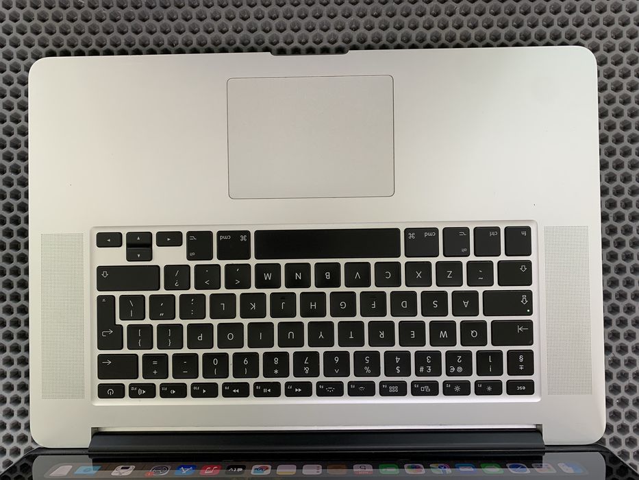 Macbook pro 15 2013 Retina. Core i7.