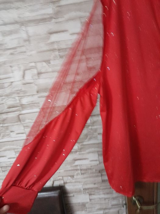 Bluza cu mâneci transparenta