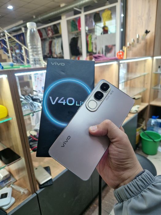 Продаю vivo v40 lite