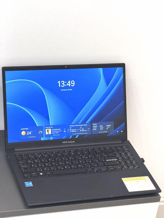 Продам мощный новый ноутбук asus