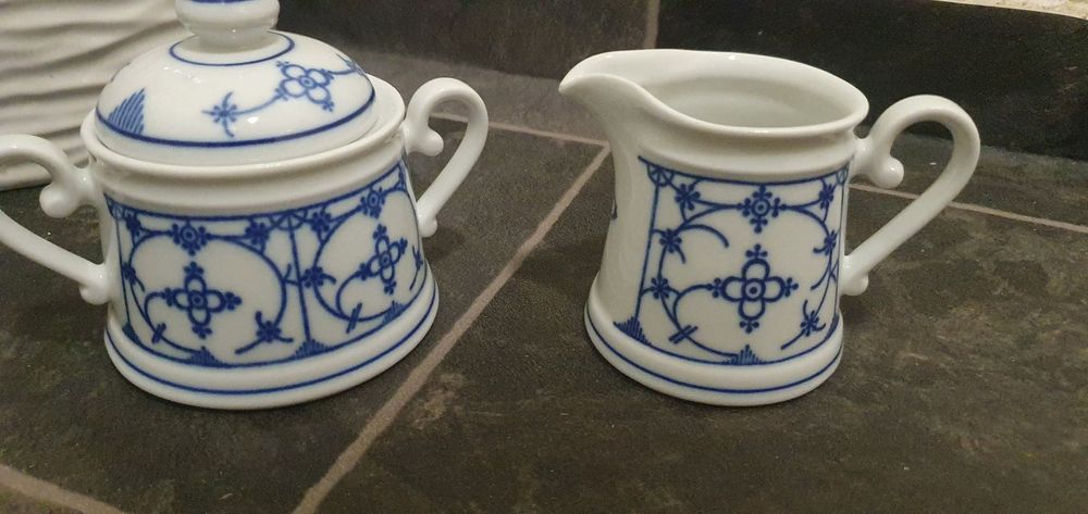 Порцеланови солници, буркани- син лук