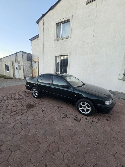 Nissan Maxima 1995