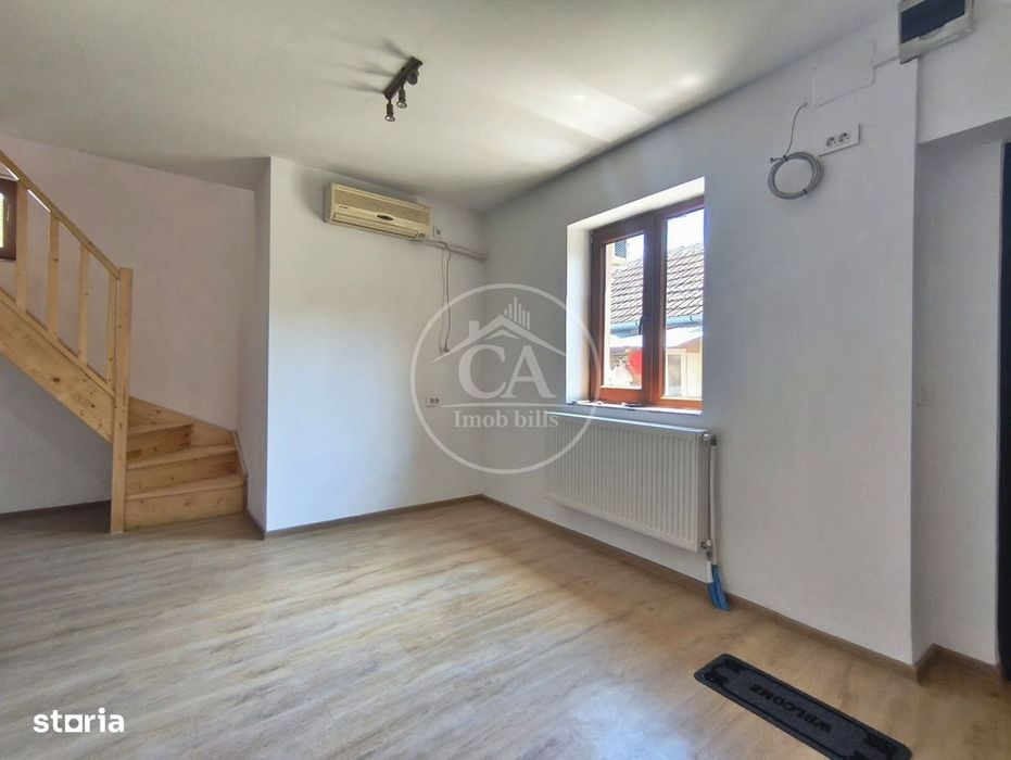 Apartament cu 2 camere la curte comuna de vanzare Ultracentral, Oradea