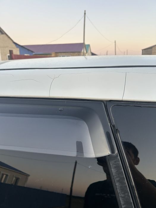 Ипсум 2004 ж.Газ бензин.