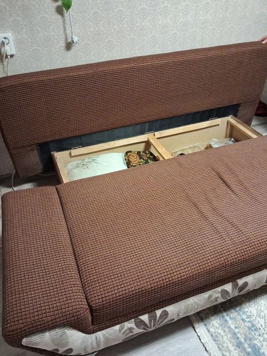 Диван еврокнижка