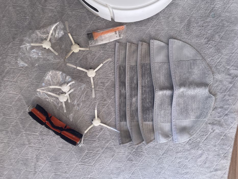 Xiaomi Mi Robot Vacuum Mop 2 ( 2C ) Прахосмукачка робот