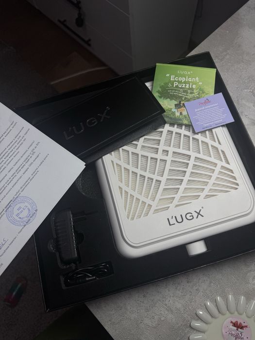 Вытяжка/ пылесос для маникюра