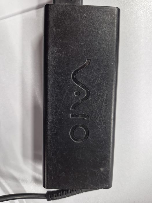 Incarcator sony vaio model vgp ac19-42