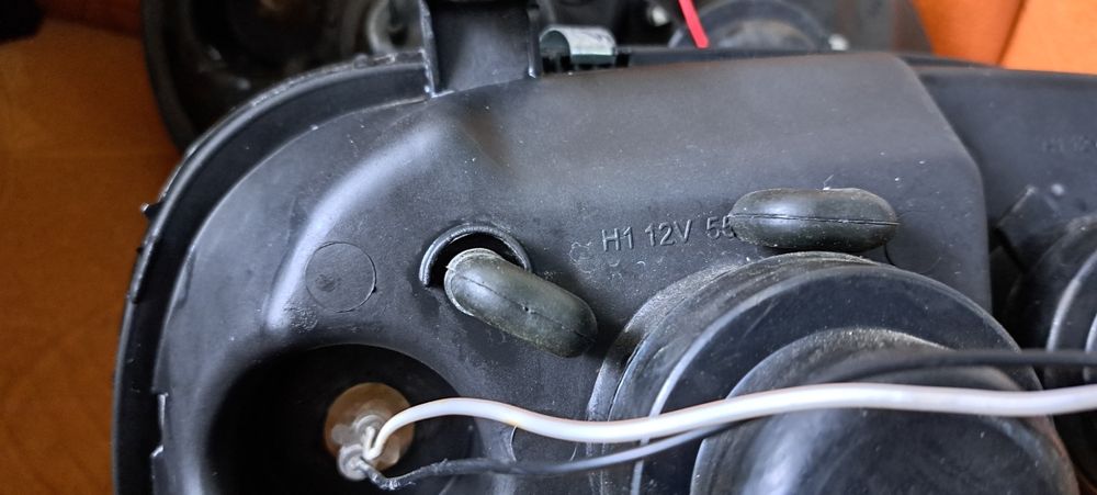 Фары Гольф 3 (блок фары)